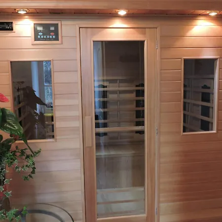 Oda ve Kahvaltı Domaine Le Castelet