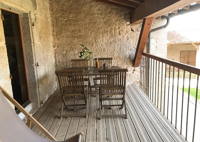 Bed & Breakfast Domaine Le Castelet 4*