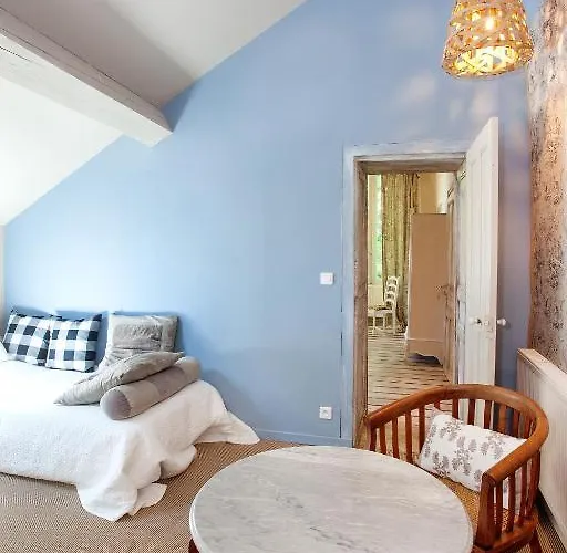 Bed & Breakfast Domaine Le Castelet 4*