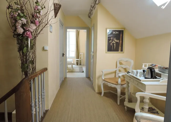 Domaine Le Castelet Bed & Breakfast 4*