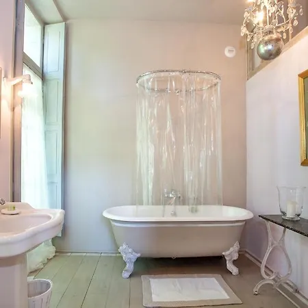 Bed & Breakfast Domaine Le Castelet